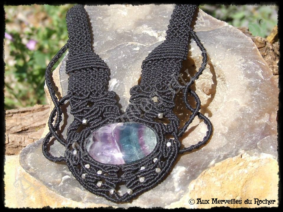 Collier fluorite arc en ciel