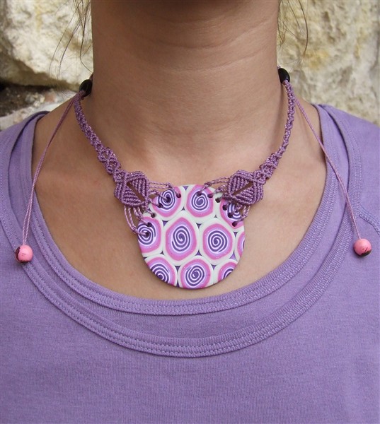 Collier les petits k-rés lilas