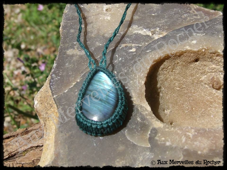 Pendentif simple labradorite bleue