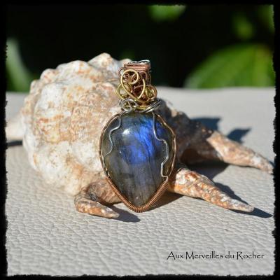 Labradorite 2