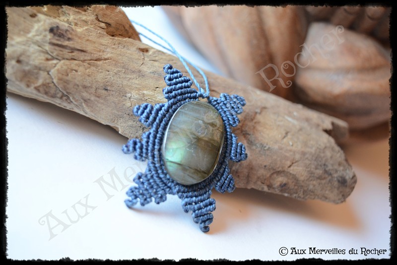 Pendentif soleil labradorite