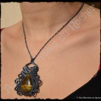 Pendentif volupte oeil de tigre porte